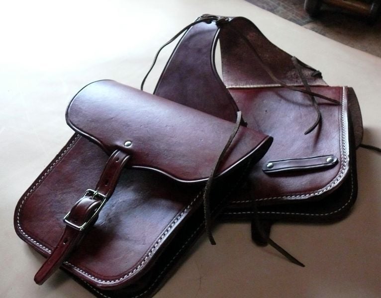 Narrow Centre Med Bags 800 X600