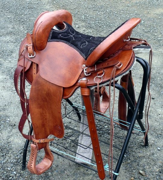 Millitary Rigged Trail Saddle 800 X600