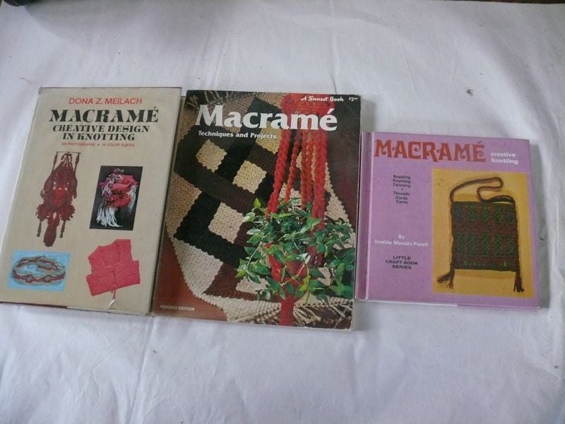 Macrame Books 800 X600