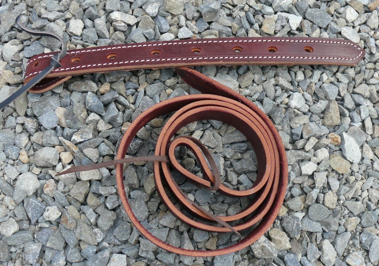 Latigo Set Red